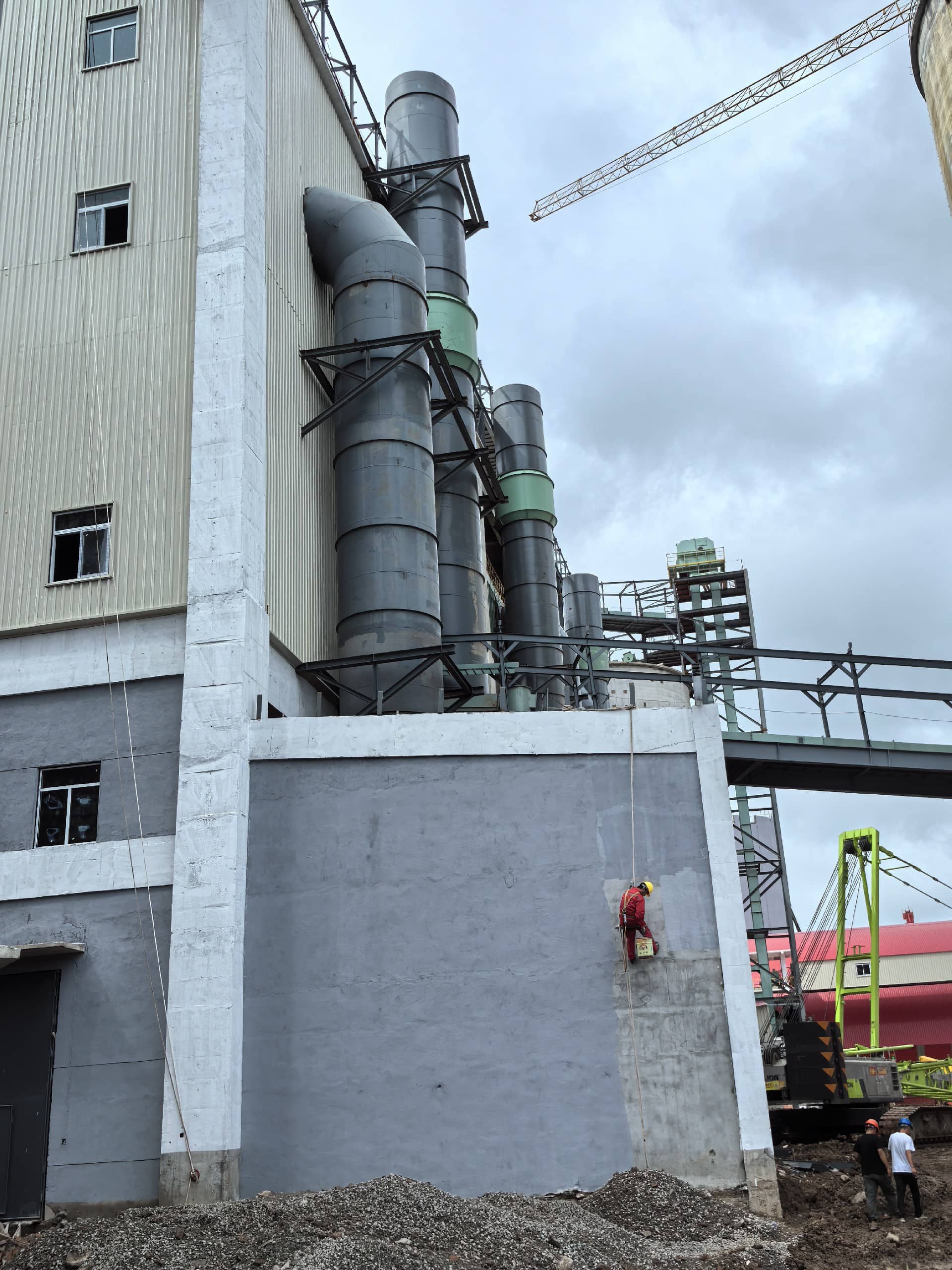 八菱海螺迁建项目建筑物美化亮化工程施工合同 (5).jpg